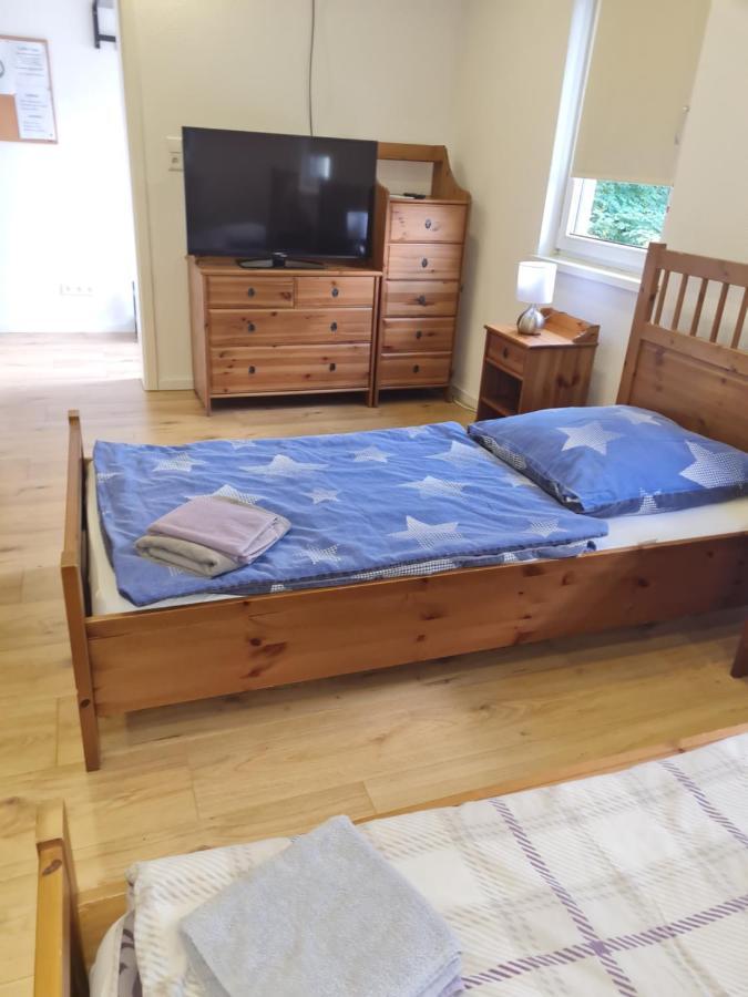 Haupt 3 Hostel Eningen unter Achalm Εξωτερικό φωτογραφία