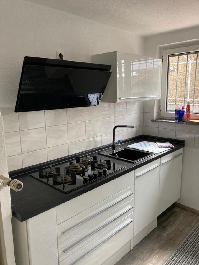 Haupt 3 Hostel Eningen unter Achalm Εξωτερικό φωτογραφία
